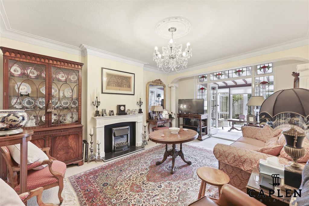 Property photo 3 of 23 4D4A9070.Jpg