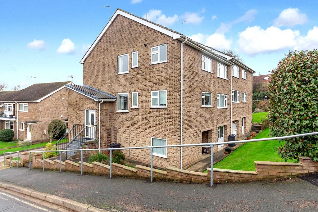 Property photo 2 of 13 St. James Mount - Front