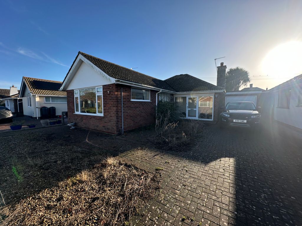 Property photo 1 of 9 Front