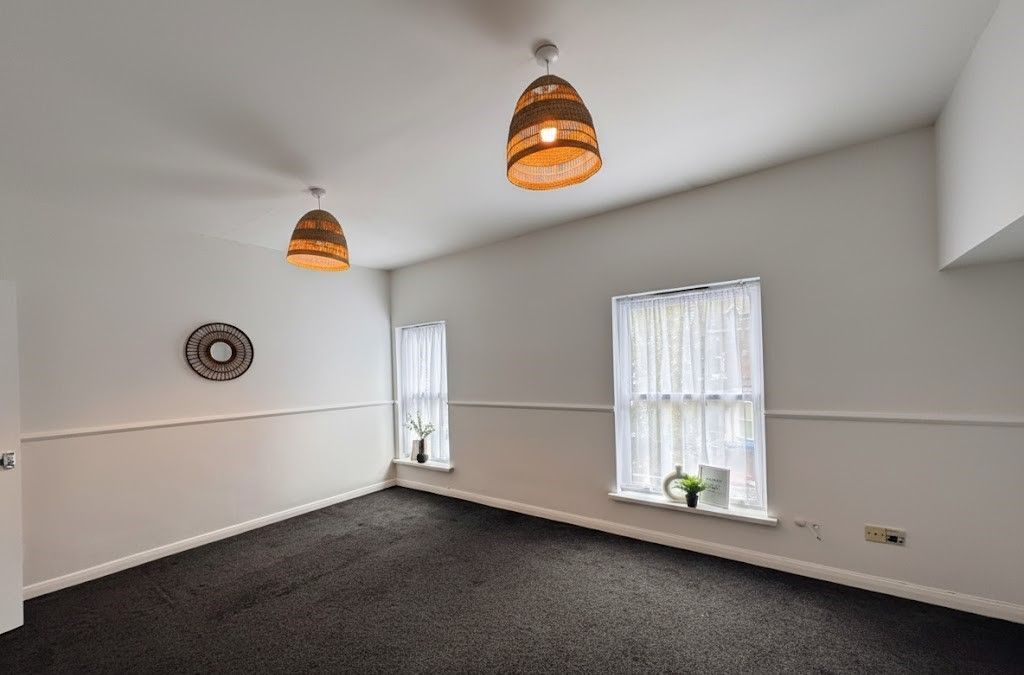 Property photo 2 of 8