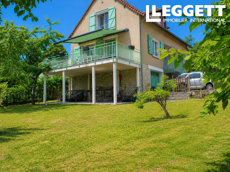 Property photo 2 of 10