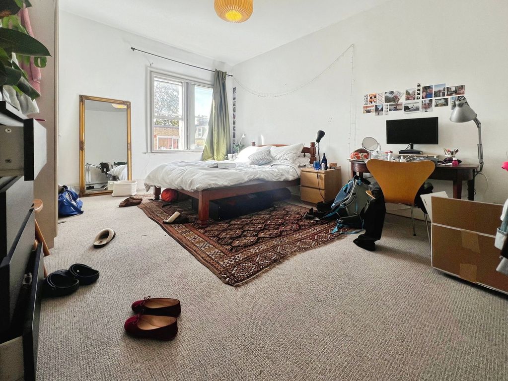 Property photo 3 of 8