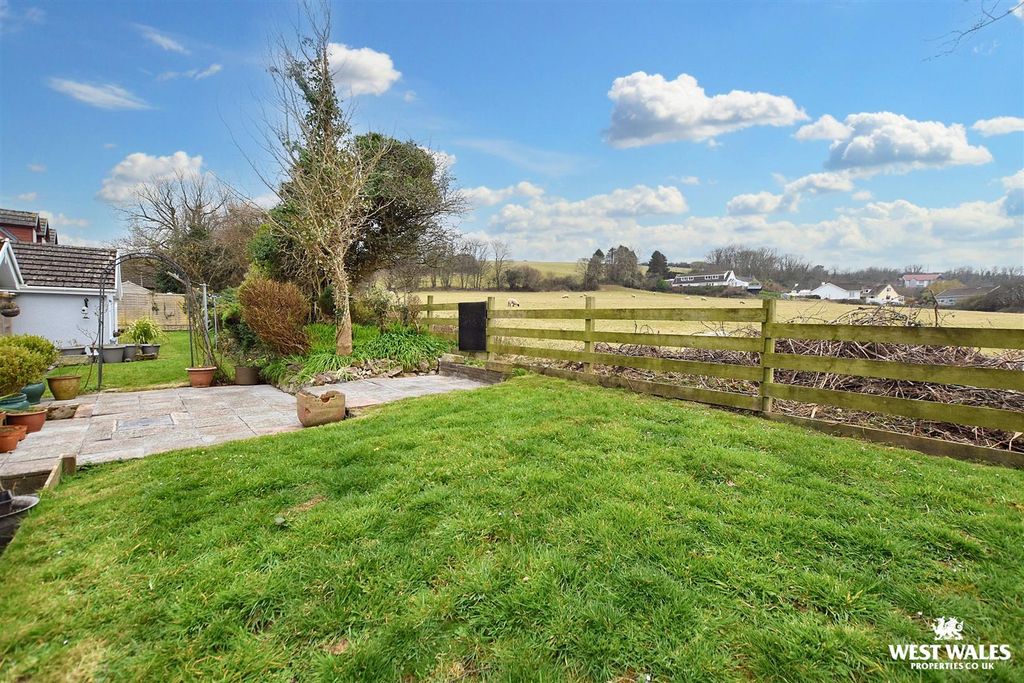 Property photo 2 of 23 16 (11).Jpg