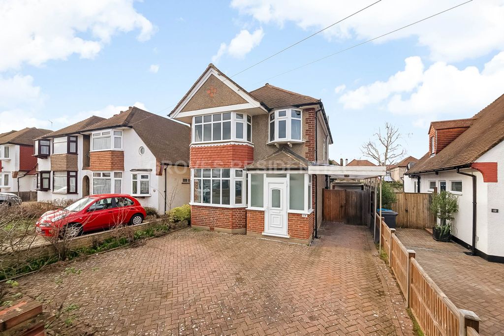 Property photo 1 of 12