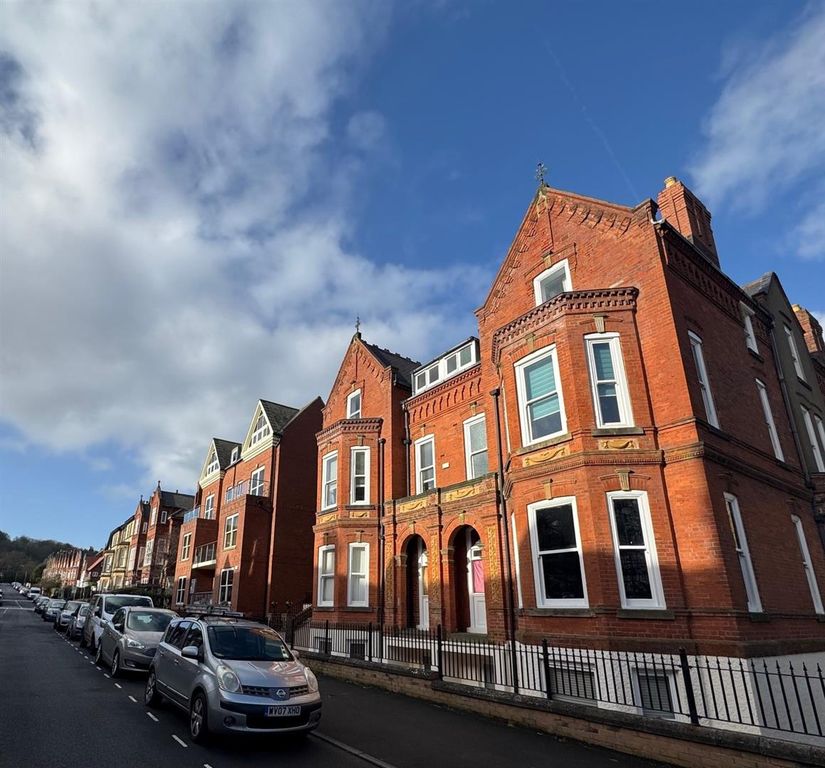 Property photo 1 of 21 Front 4.Jpg