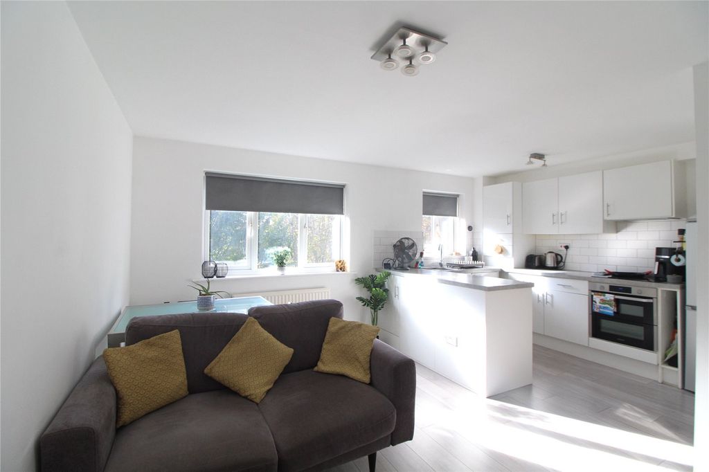 Property photo 1 of 10 Picture No. 07