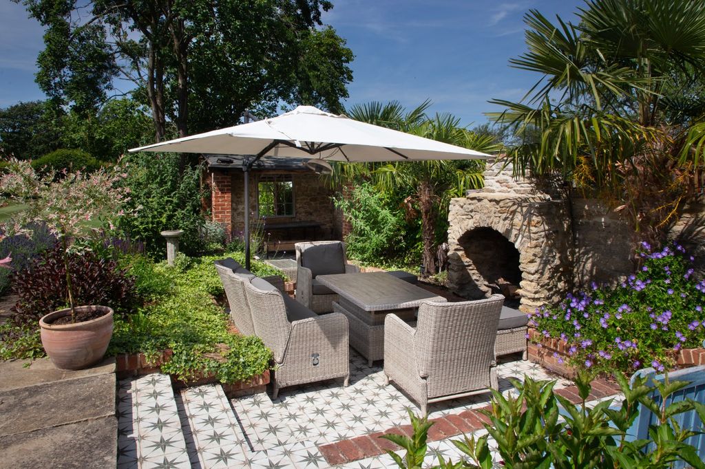 Property photo 3 of 21 Picture No. 31