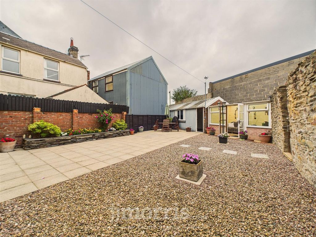 Property photo 2 of 33 Cam02122G0-Pr0353-Still049.Jpg