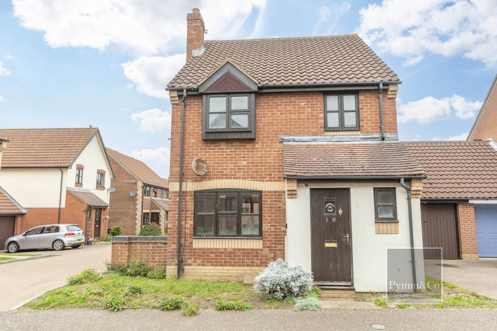 Property photo 2 of 13