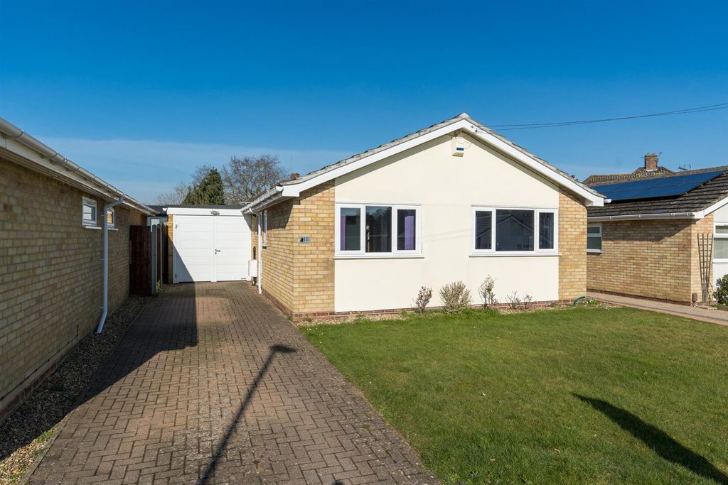 Property photo 1 of 19 10Wrenclose-009.Jpg