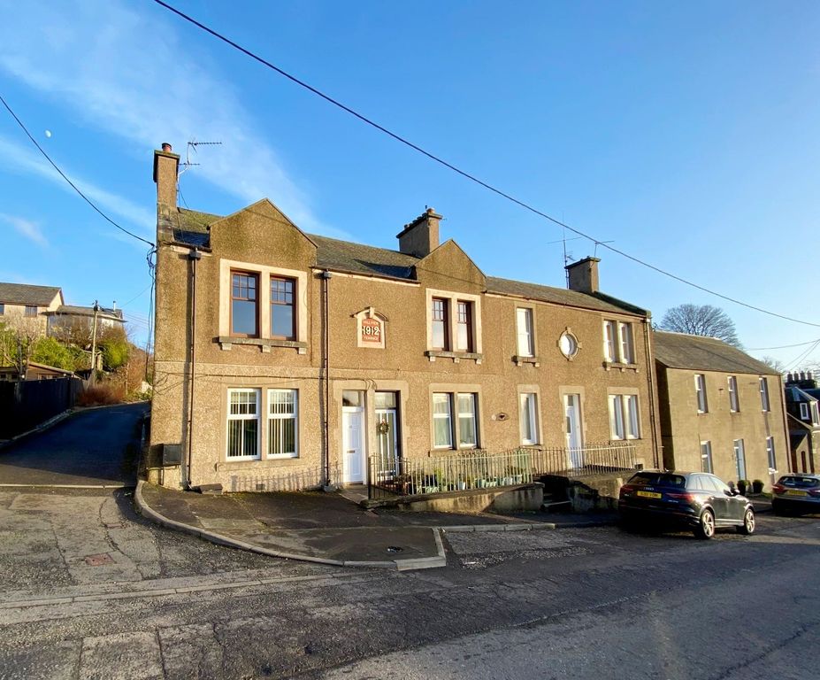 Property photo 1 of 10