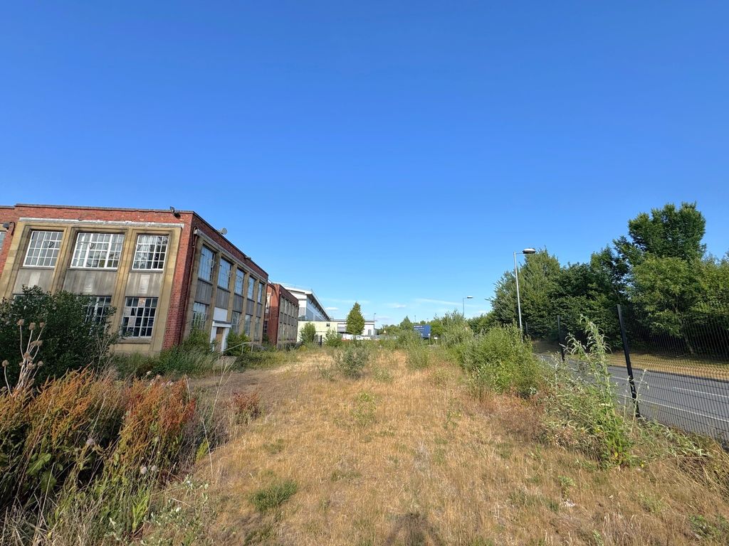 Property photo 3 of 3