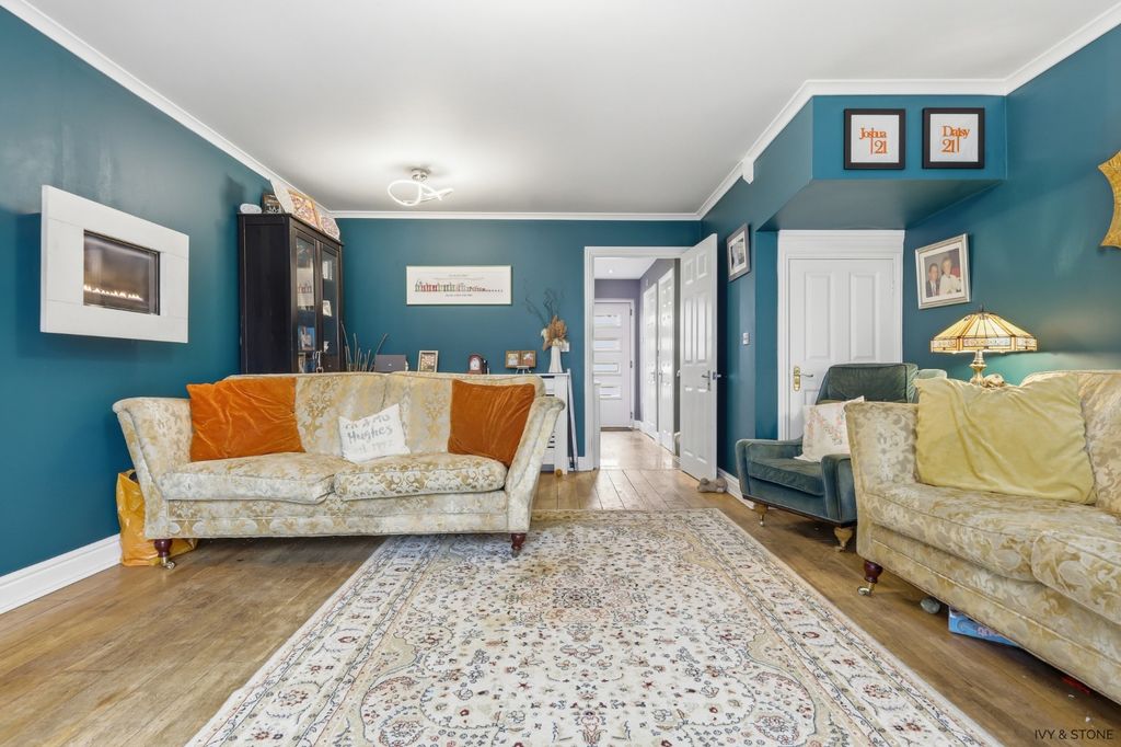 Property photo 3 of 23 5021442