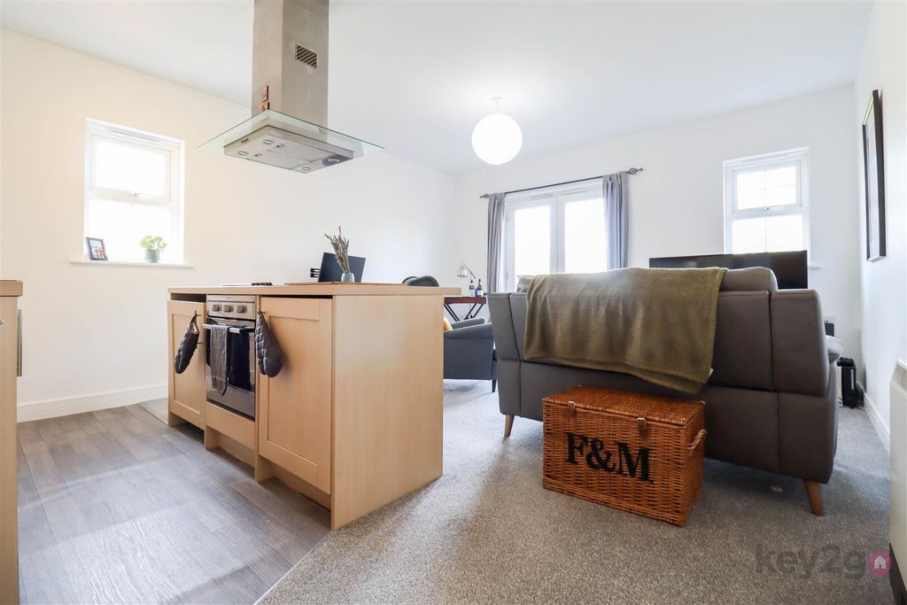 Property photo 2 of 12 Img_1330.Jpg