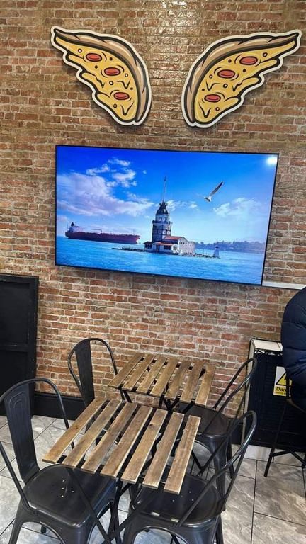 Property photo 2 of 7 Photo 3