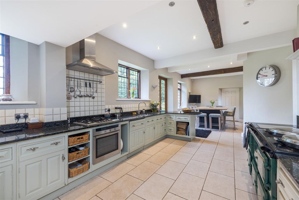 Property photo 2 of 52 Enton Mill, Mill Lane, Witley Gu8 5Ah-4.Jpg