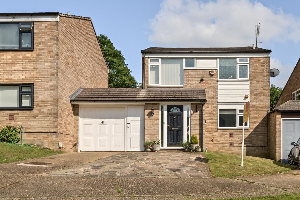 Property photo 1 of 20 External Front