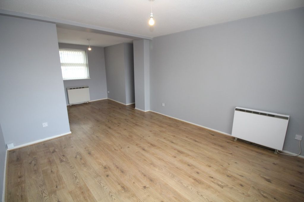 Property photo 2 of 9 Living Room