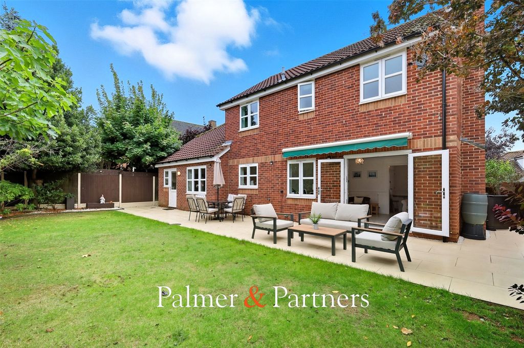 Property photo 3 of 34 Picture No. 33