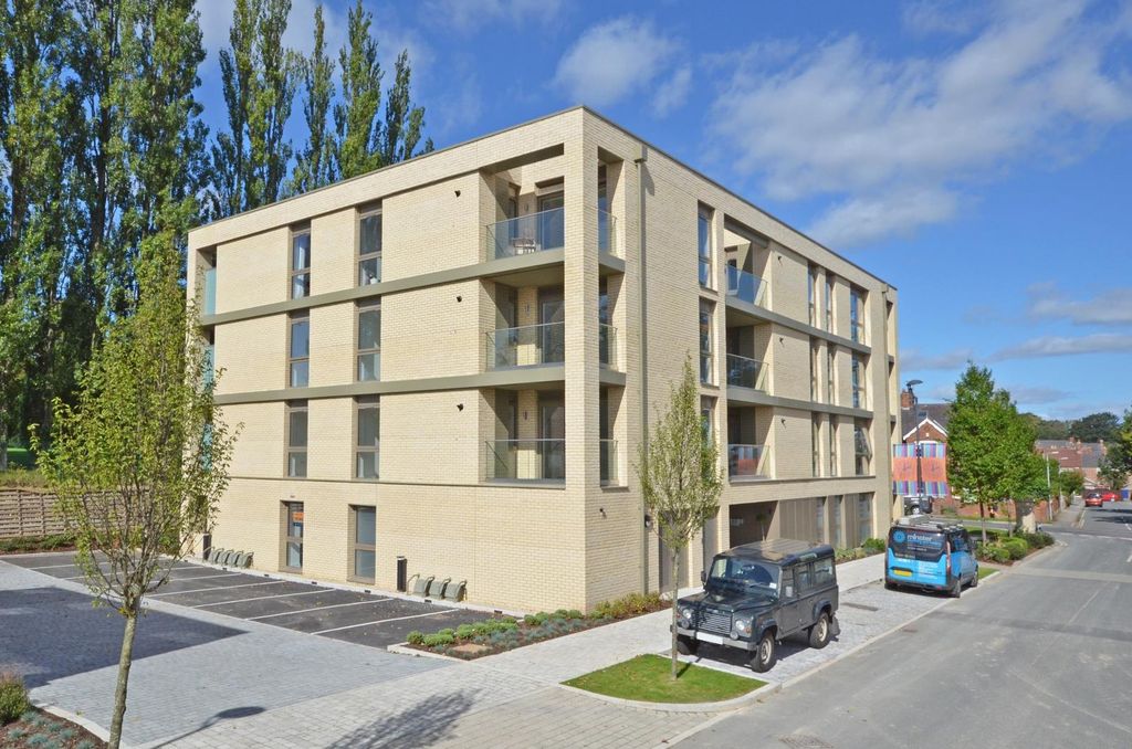 Property photo 1 of 12 Picture 1