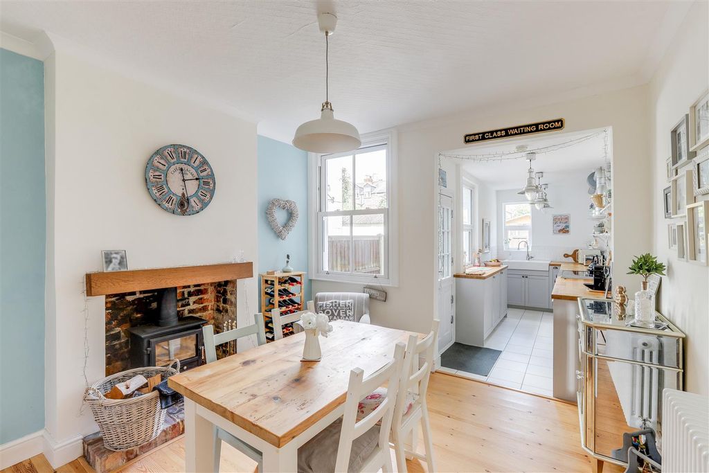 Property photo 3 of 36 100825_27.Jpg