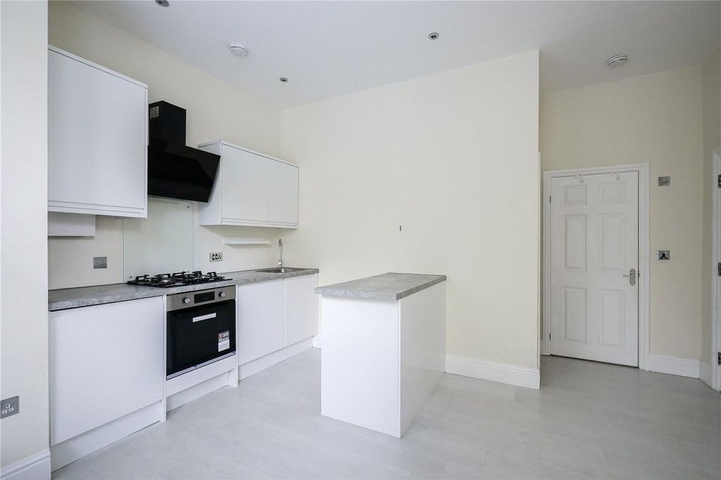 Property photo 1 of 12 Picture No. 03