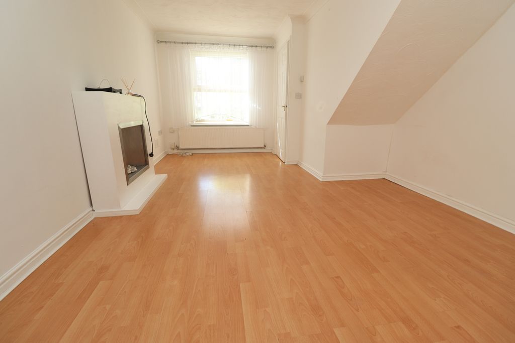 Property photo 3 of 11 Img_2556