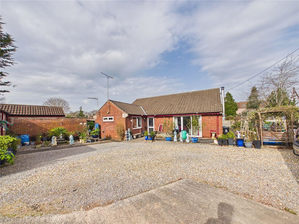 Property photo 2 of 20 Picture No. 46