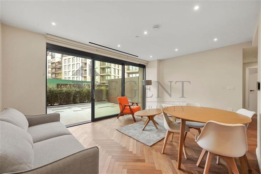 Property photo 1 of 15 Reception