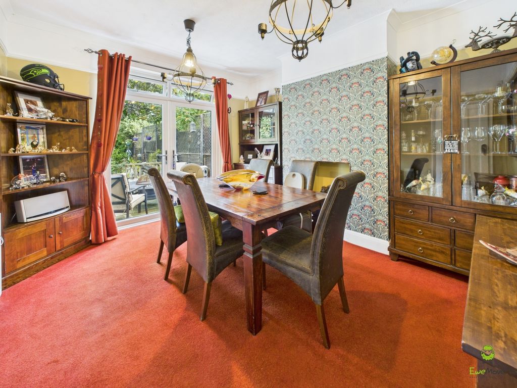 Property photo 2 of 19 Presented By Clinton At Ewemove Bexleyheath And Da