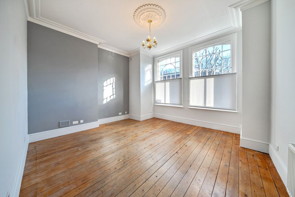 Property photo 1 of 10 Picture No. 17