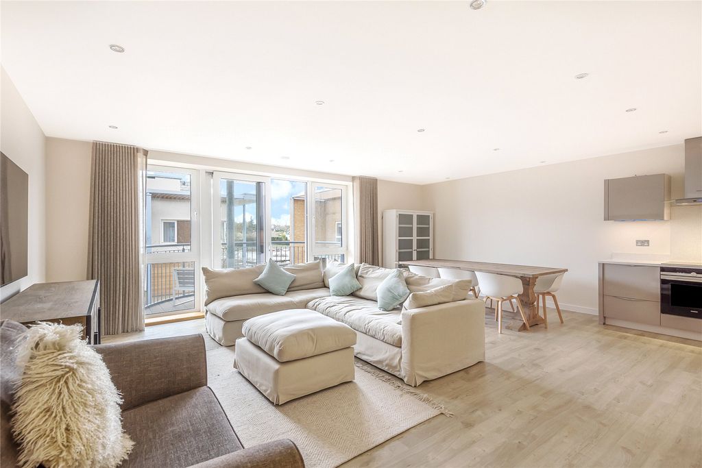 Property photo 2 of 18 Picture No. 03