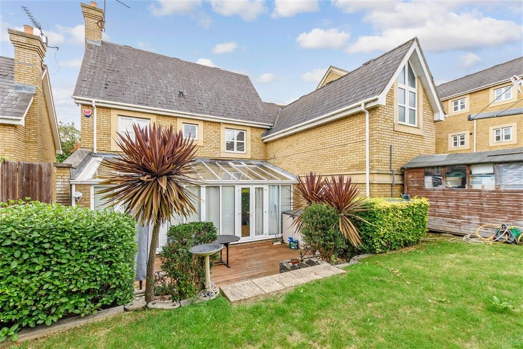 Property photo 3 of 10 Rear Elevation