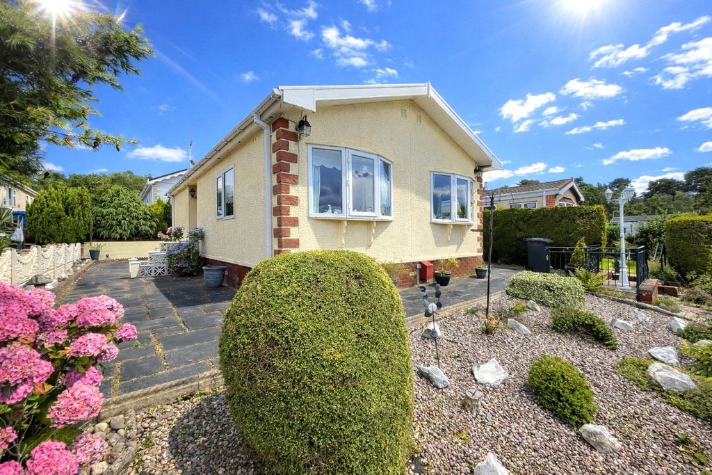 Property photo 1 of 18 Picture No. 25