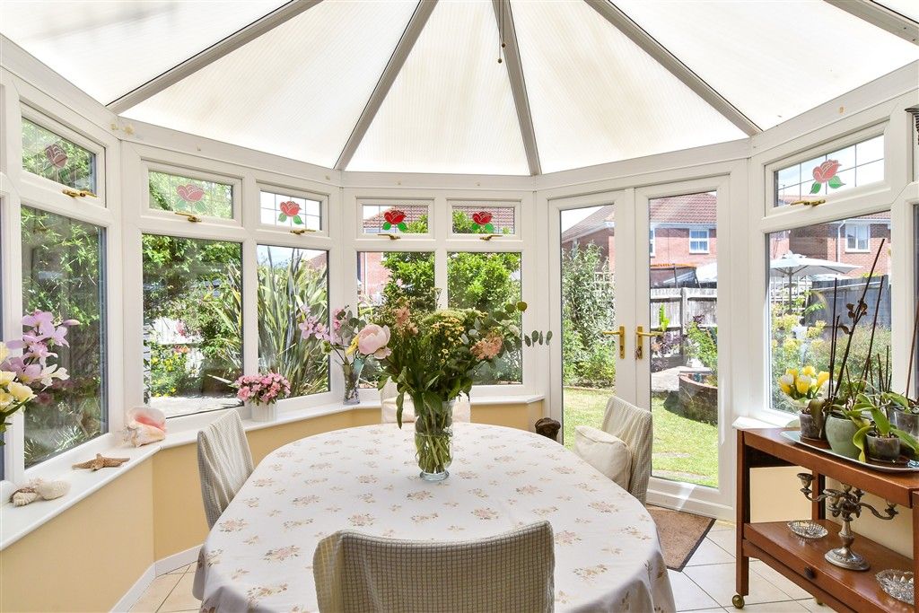 Property photo 2 of 13 Conservatory