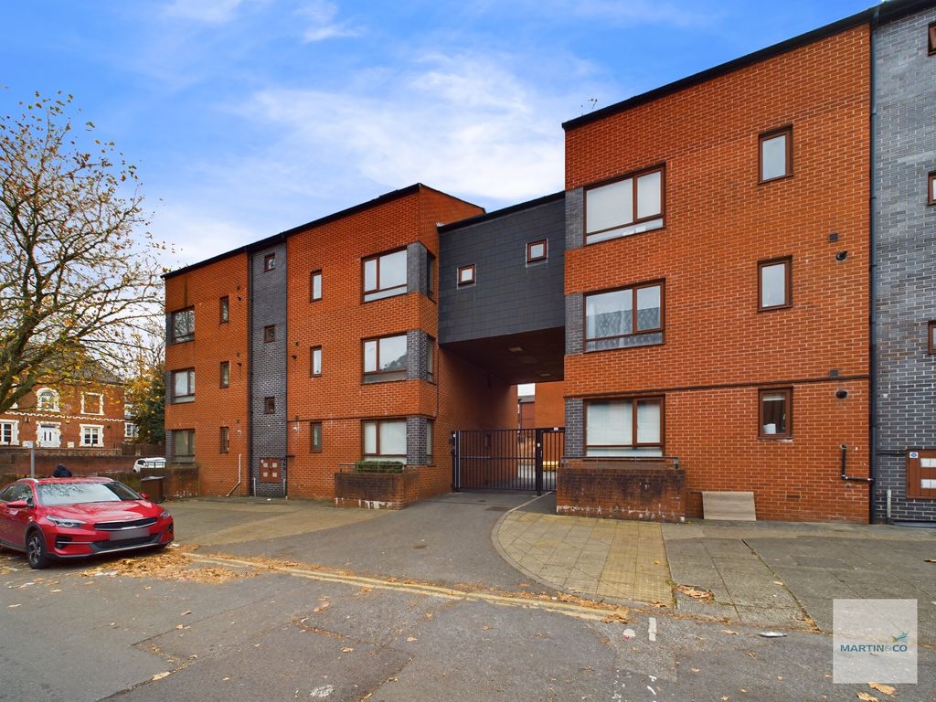 Property photo 1 of 7 Cam03394G0-Pr0194-Still007