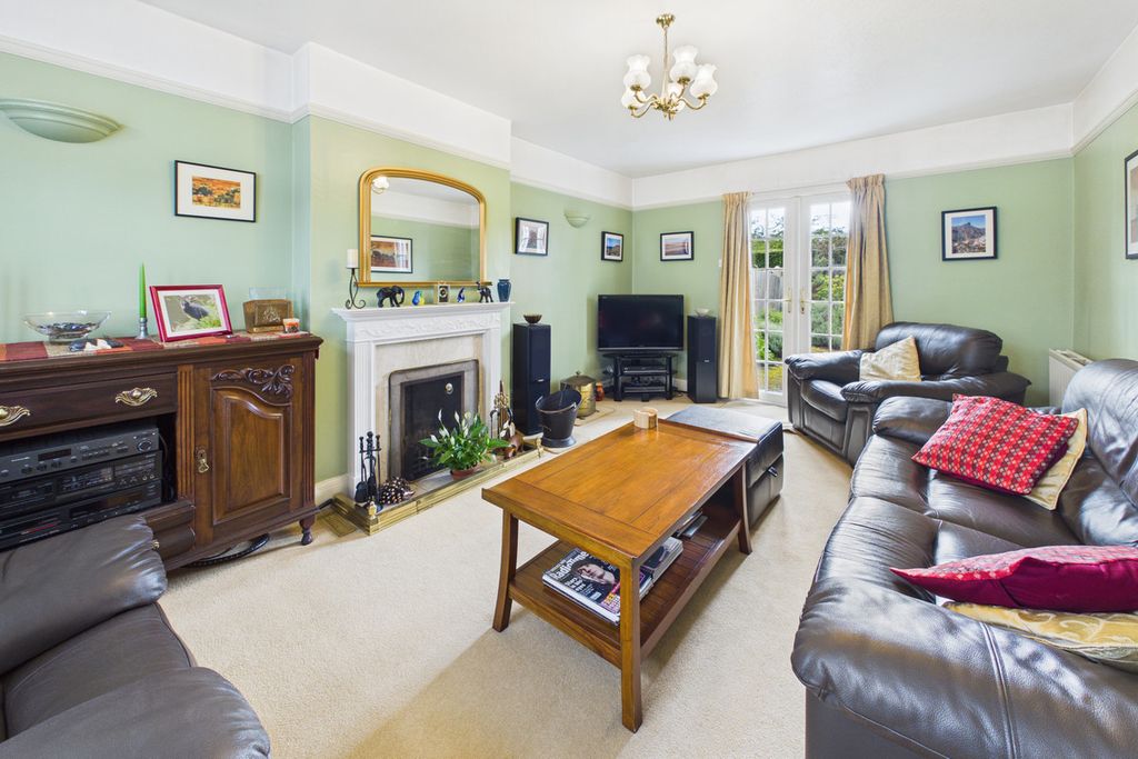 Property photo 2 of 15