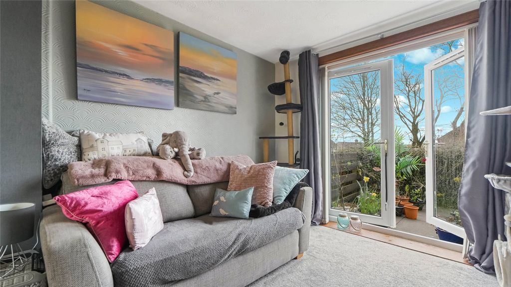 Property photo 3 of 21 Picture No. 05