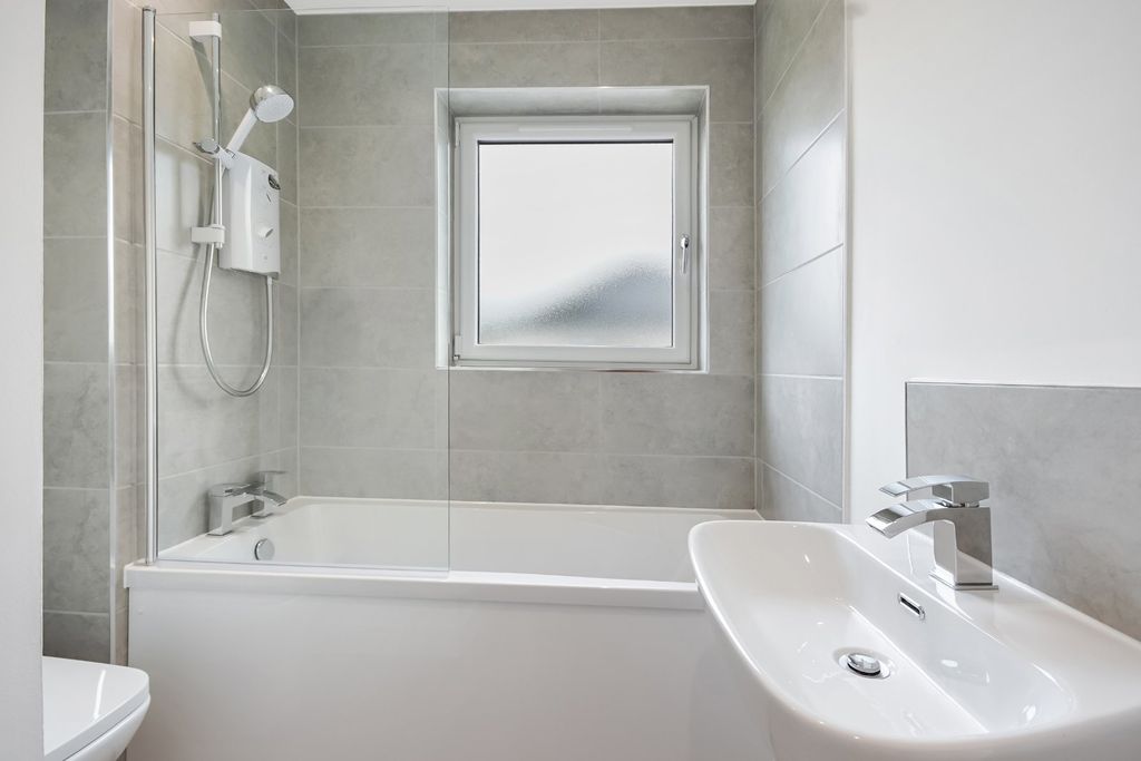 Additional image 4 of 2 bed semi-detached house for saleFloorsburn Crescent, Johnstone, Renfrewshire PA5