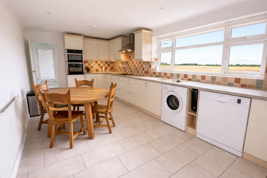 Property photo 2 of 37