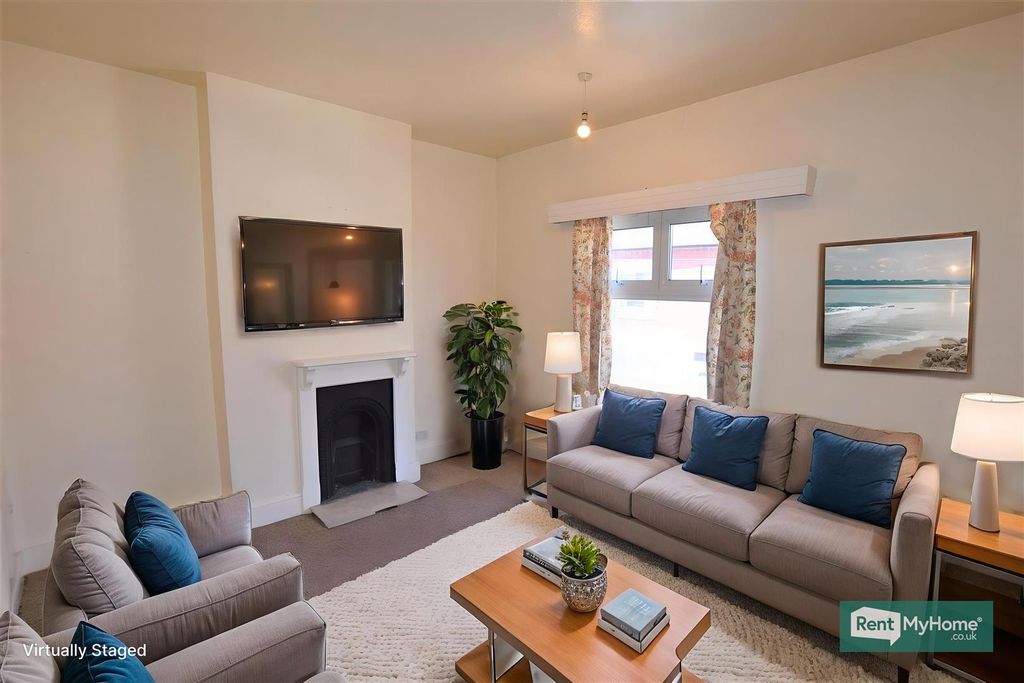 Property photo 1 of 12 7St3Vquvpkgy6Zafenotzq - Living Room - Modern - 1.Jpg