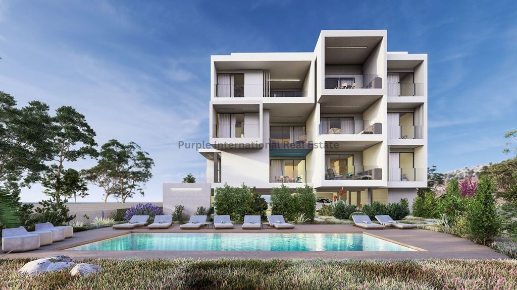 Property photo 1 of 3