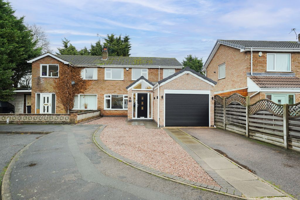 Property photo 1 of 27 Dsc00489