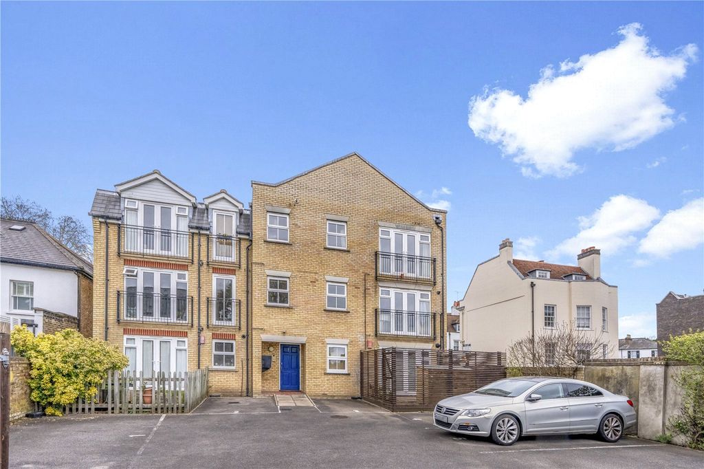 Property photo 1 of 10 Picture No. 04