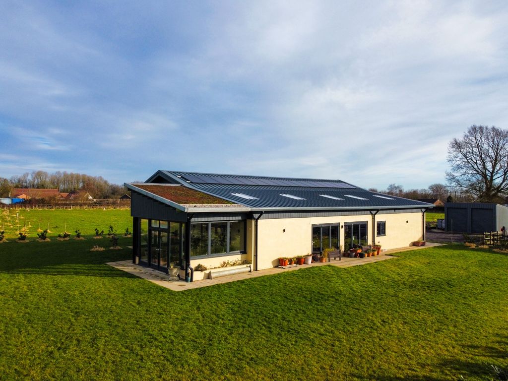 Property photo 1 of 36 2728760