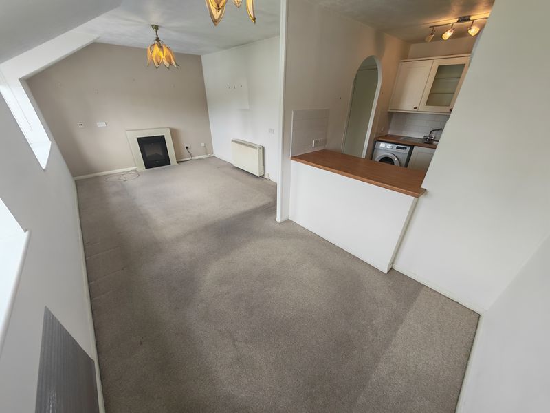 Property photo 2 of 11 Photo 6