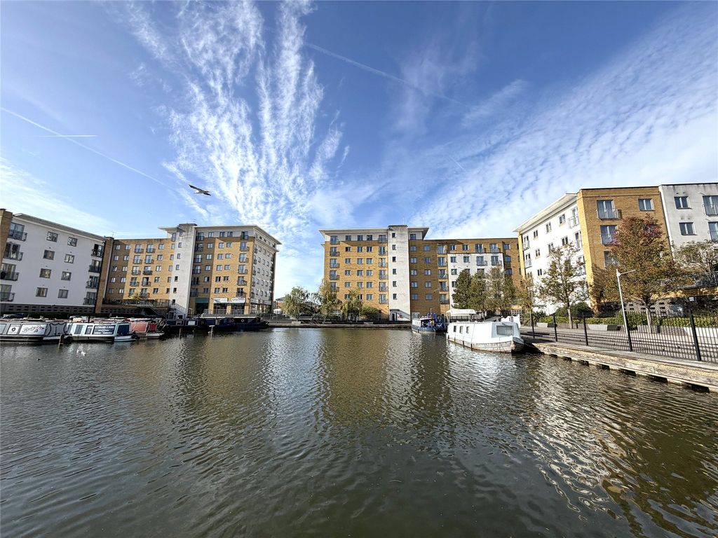 Property photo 1 of 11 Marina &amp; Front