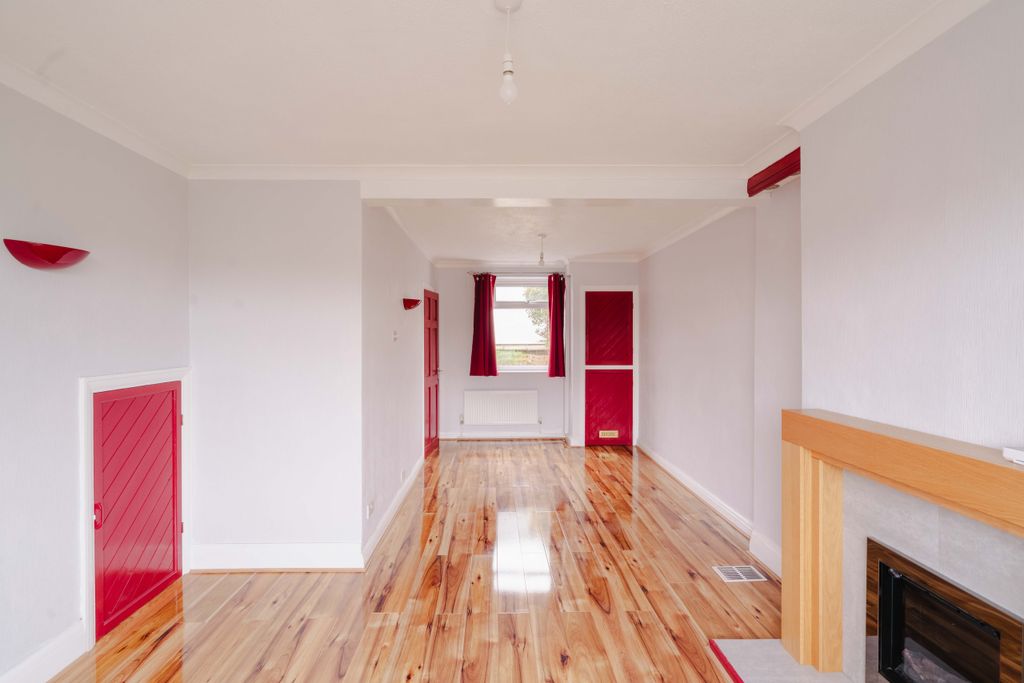 Property photo 3 of 21 Photo 3