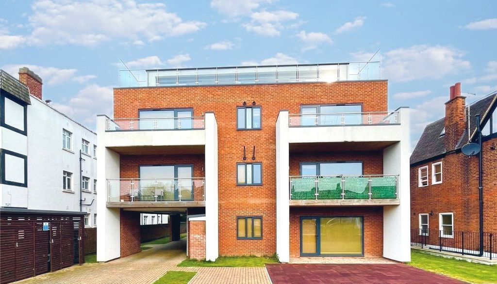 Property photo 1 of 9 Picture No. 14