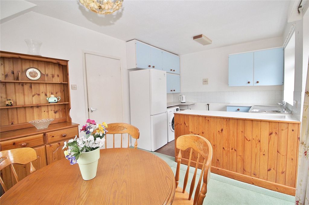Property photo 3 of 14 Picture No. 02